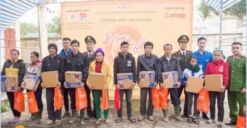IMAP MANG ĐÔNG ẤM ĐẾN XÃ NGHÈO DIÊN LÃM